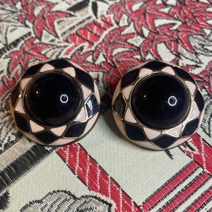 Adorable vintage 80s gold clip on chunky earrings with black and white enamel